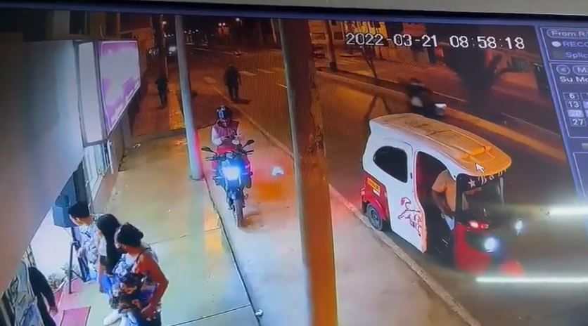 Ladrón mata a su cómplice por error durante asalto |VIDEO 