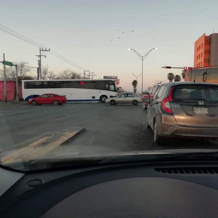 Reportan balaceras y bloqueos en Nuevo Laredo