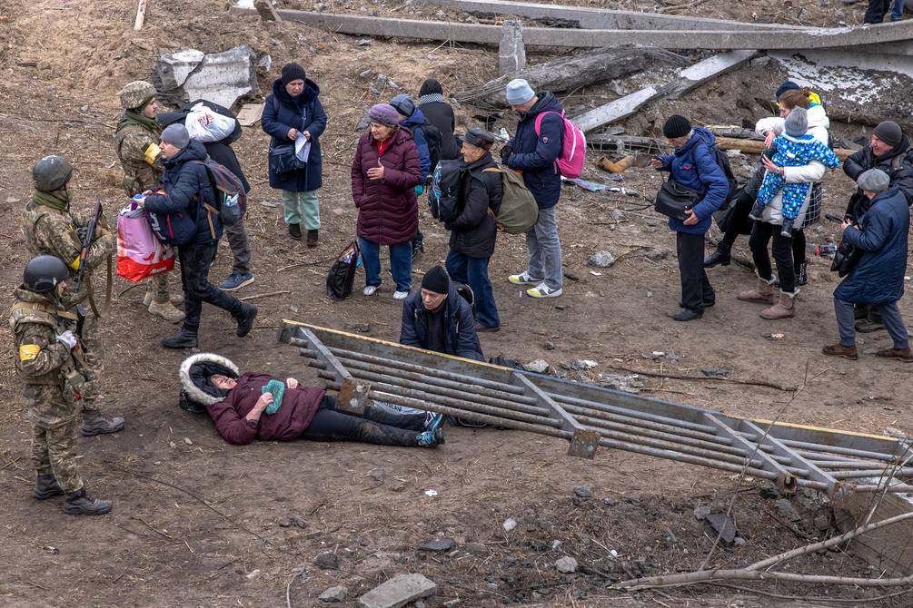 Tropas rusas matan a familia ucraniana mientras huía |VIDEO 