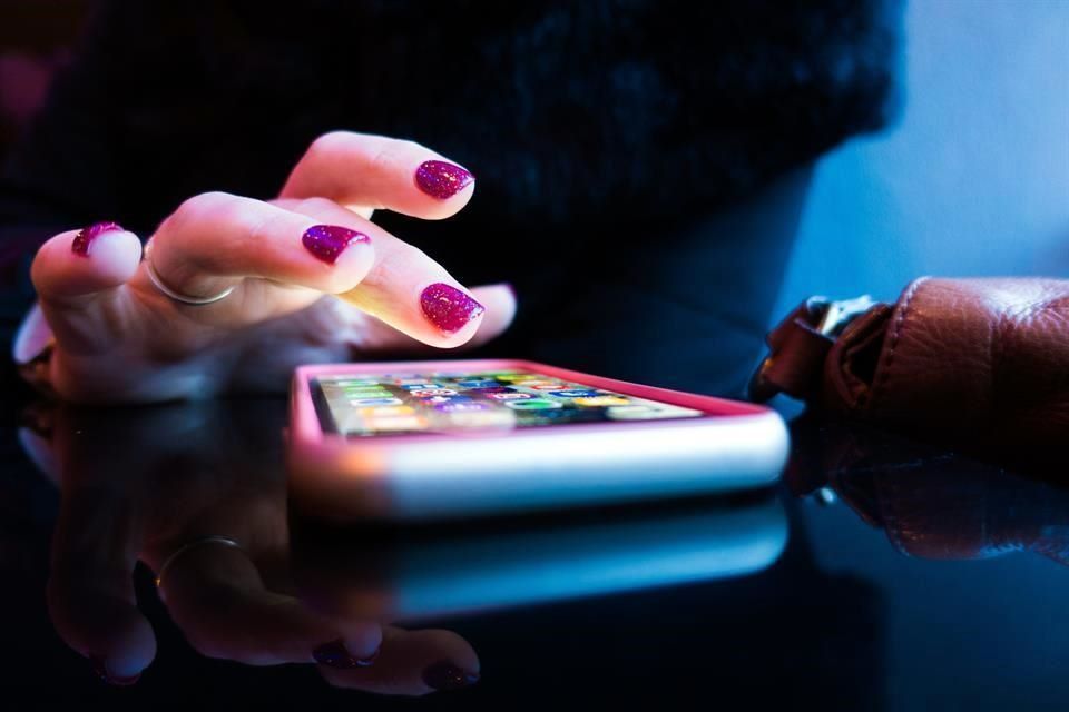 WhatsApp. ¿Cómo desactivar mi cuenta por robo de celular? 