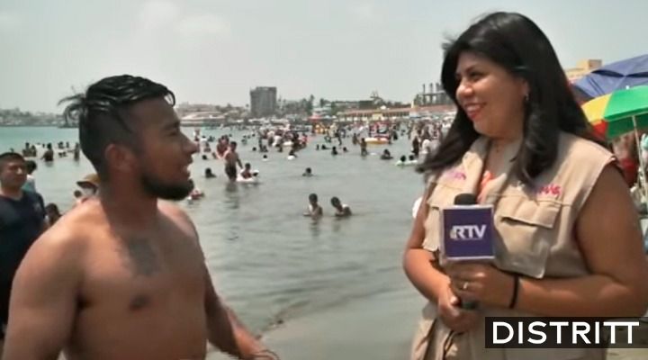 Turista interrumpe a reportera para pedirle su Instagram