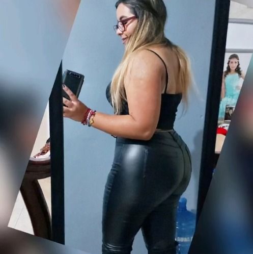 Nueva cajera del Oxxo se hace viral