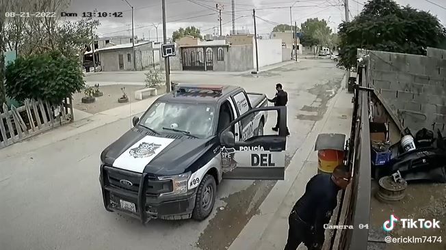 Video de joven que huye de Policía se viraliza