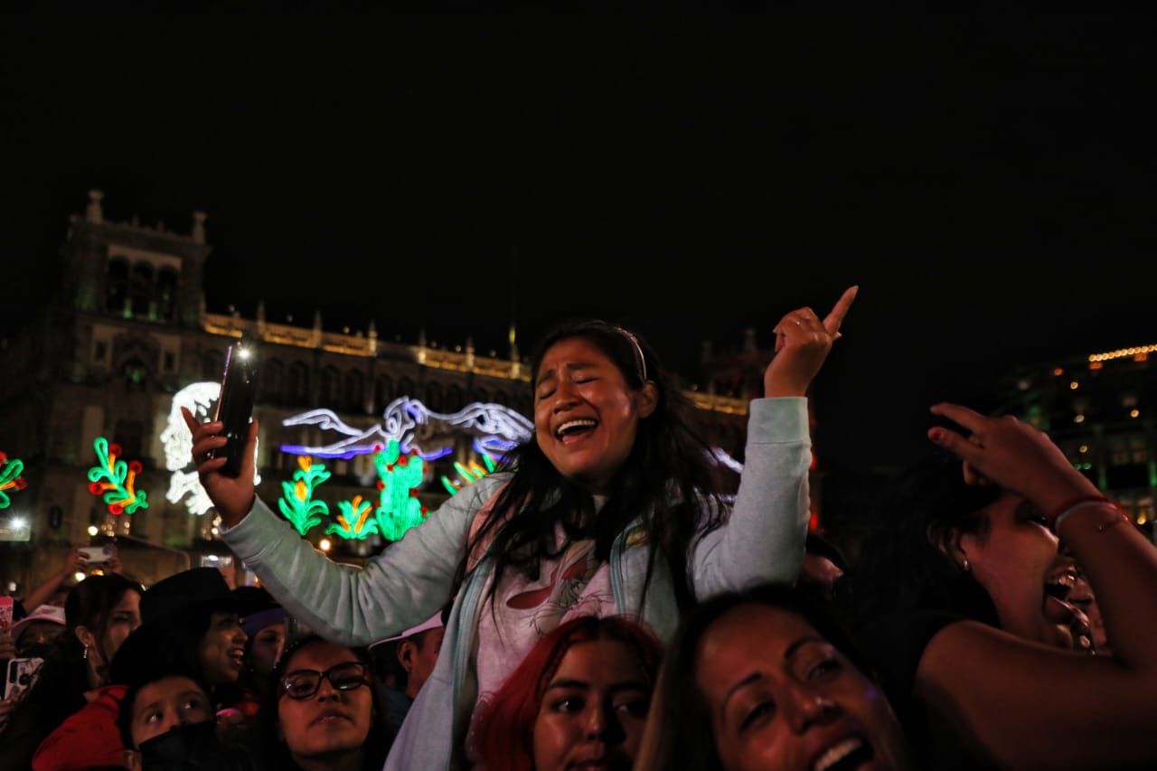 Peleas y desmayos en el concierto de Grupo Firme