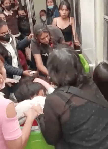 pelea-en-el-metro-de-la-cdmx