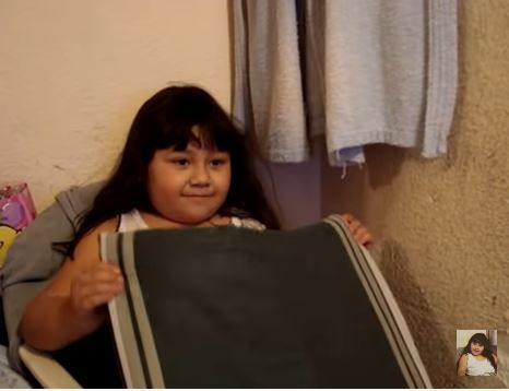 Niurkita. ¿Cómo luce niña grosera de meme viral? |FOTOS