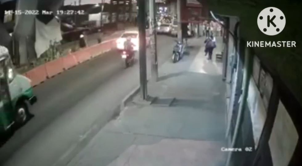 CDMX. Pasajeros linchan a ladrón en Tláhuac |VIDEO