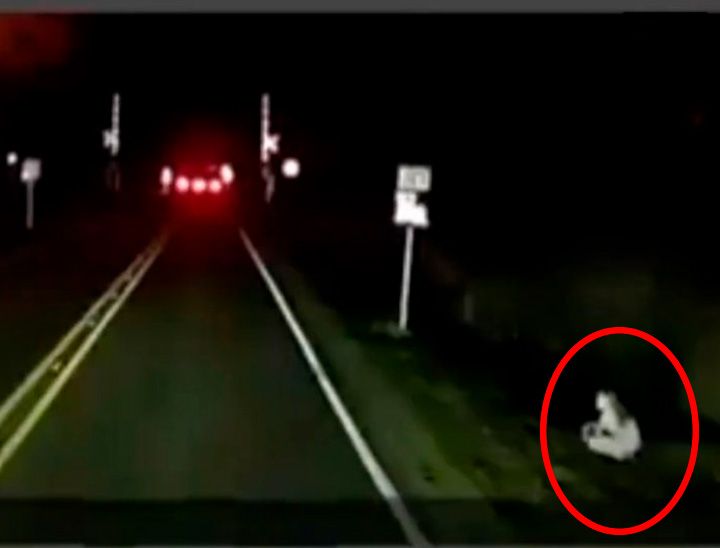 Trailero graba a niña fantasma en carretera de EU |VIDEO