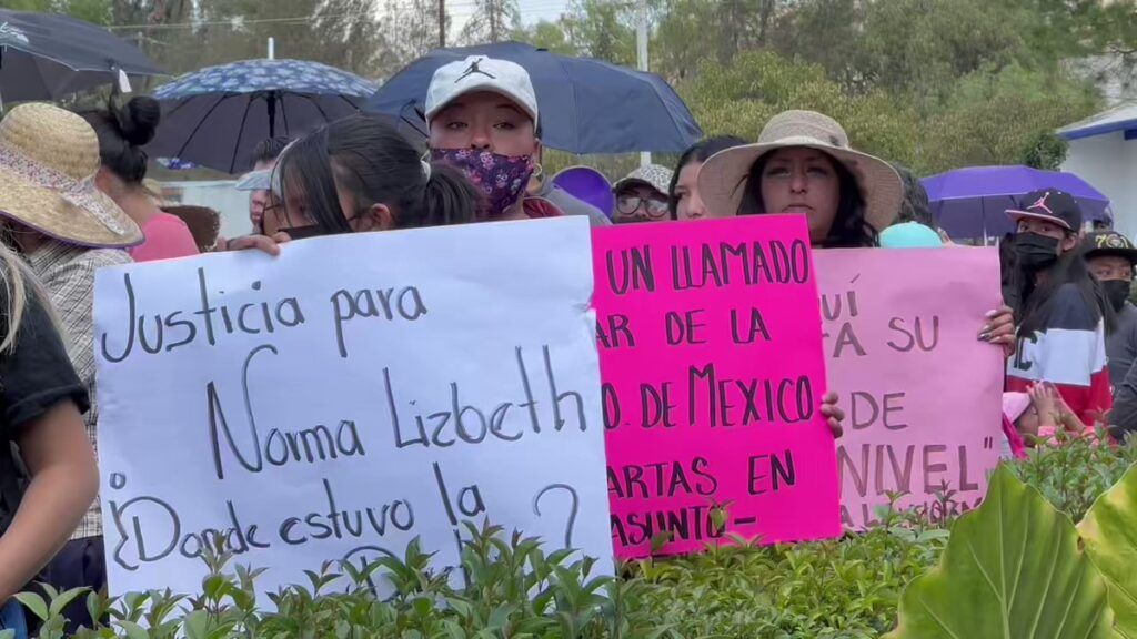 Familiares de Norma se movilizaron para exigir justicia tras su muerte por los golpes que le propinó Azahara Aylin