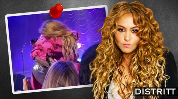 Paulina Rubio llora en concierto al recordar a su mamá