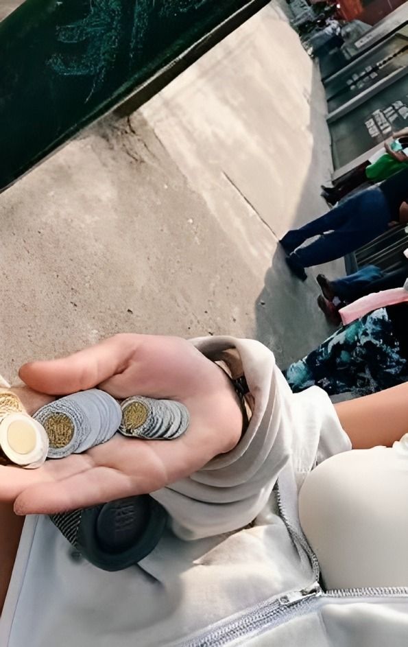 En el primer camión logró reunir 48 pesos