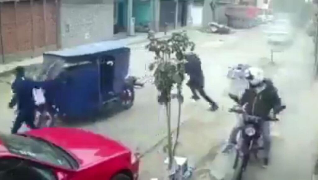 Internautas celebran que albañil frustra asalto en Perú