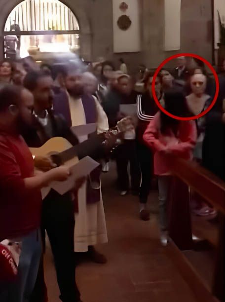Perturbadora presencia en posada