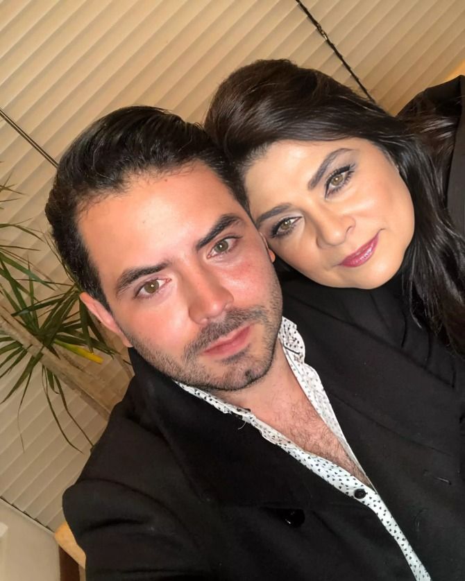 Aaí reaccionó Victoria Ruffo al saber que será abuela