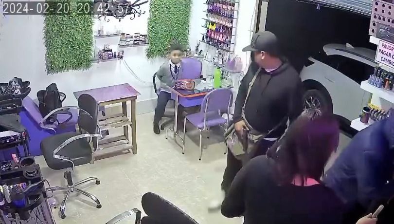 Hidalgo. Niño intenta frustrar robo en estética de Tizayuca