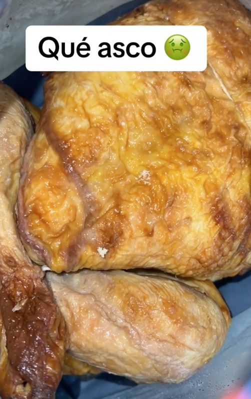 Pollo de Costco con larvas divide opiniones en redes