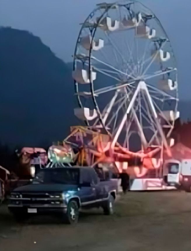 Autoridades clausuran feria para esclarecer los hechos