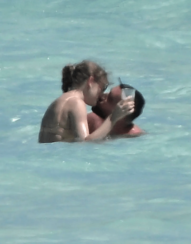 Las fotos de Travis Kelce y Taylor Swift en Bahamas