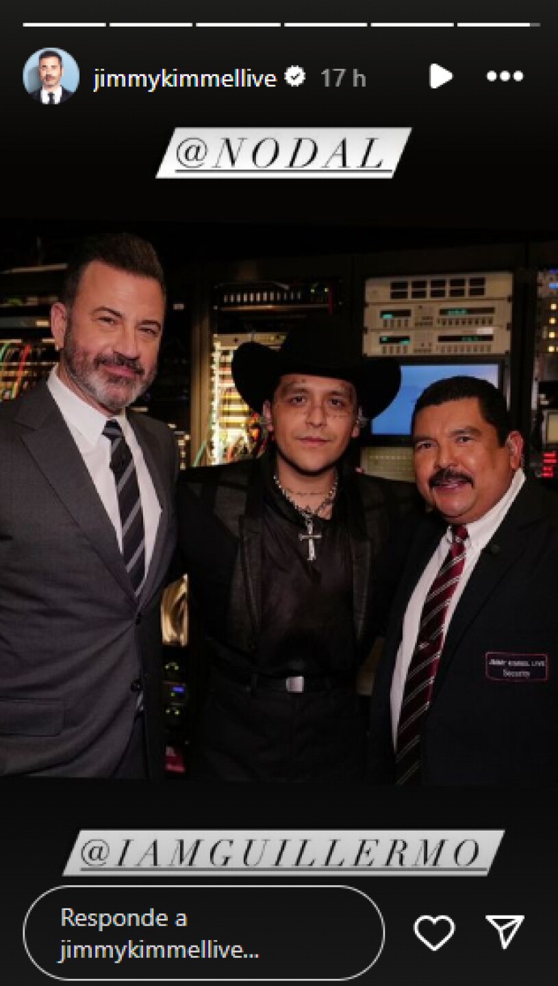 Christian Nodal presume rostro sin tatuajes con Jimmy Kimmel