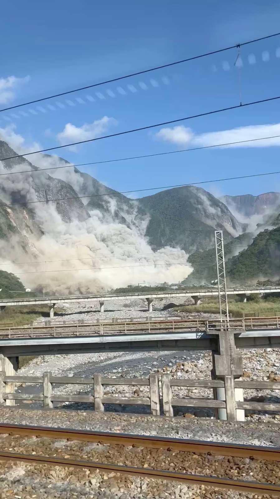 Laderas se desgajan por sismo en Taiwán