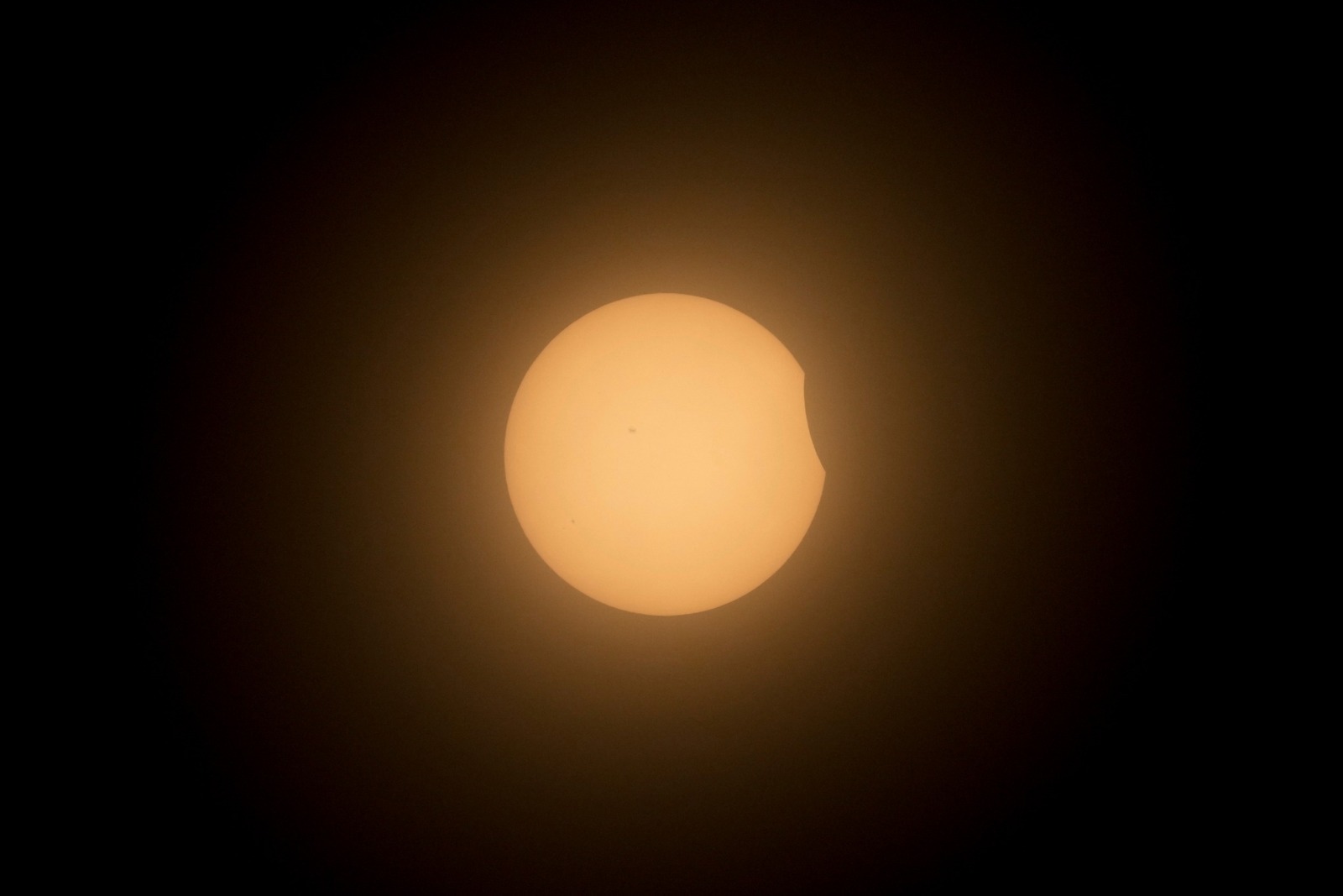 Eclipse solar 2024. Las mejores fotos, videos y reacciones