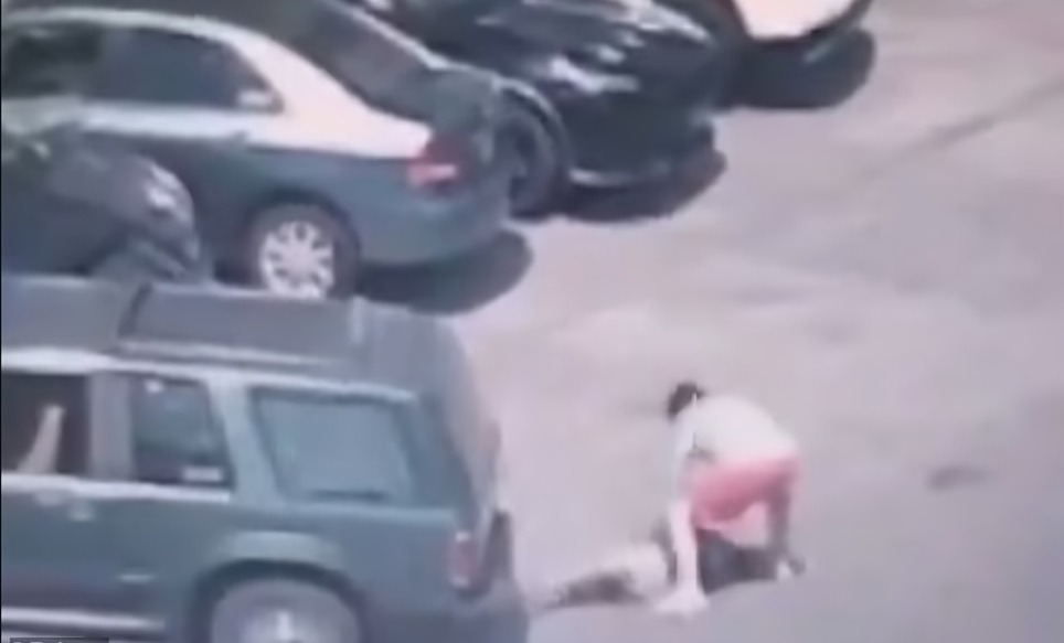 Fofo Márquez golpea a mujer en vía pública