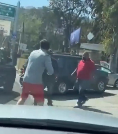 Foto Márquez pelea con otros hombres
