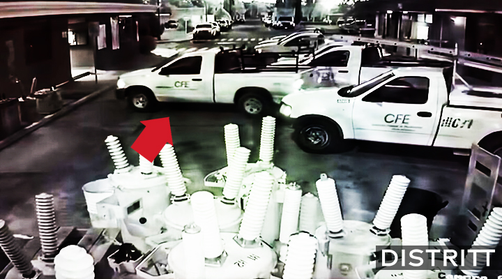 Captan a camioneta de la CFE moviéndose sola
