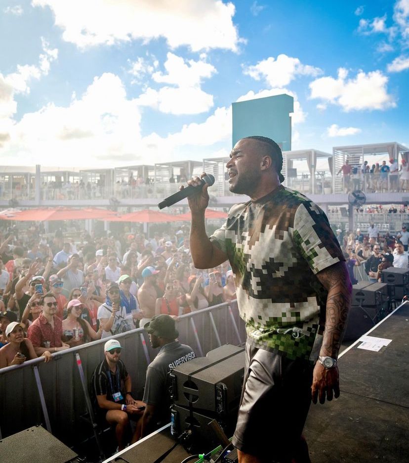 Fans y Don Omar