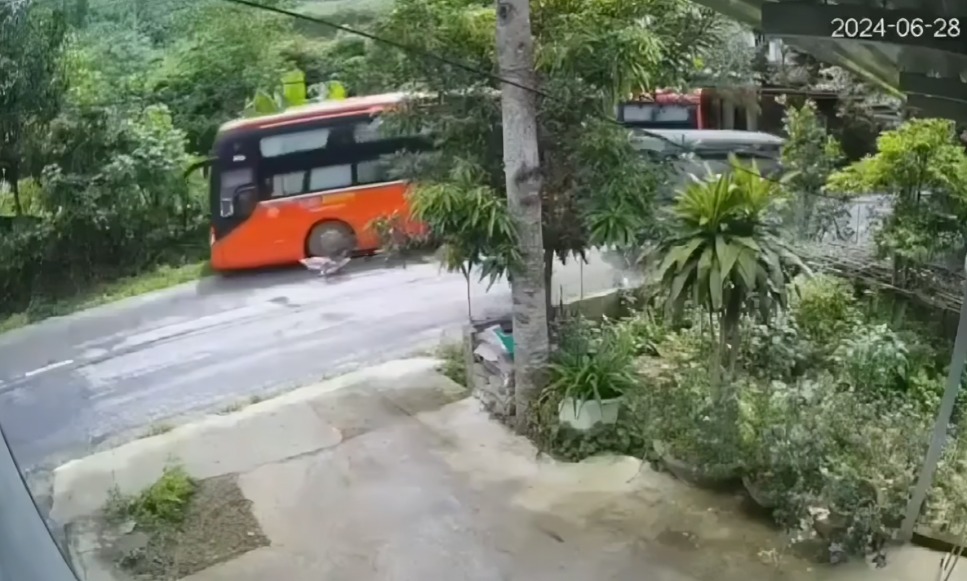 internautas critican imprudencia de ciclista