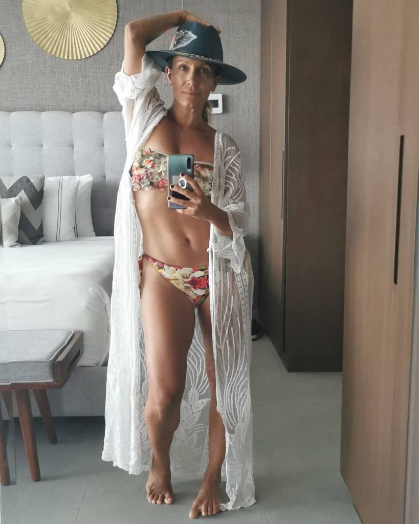 Sandra Chahín en bikini