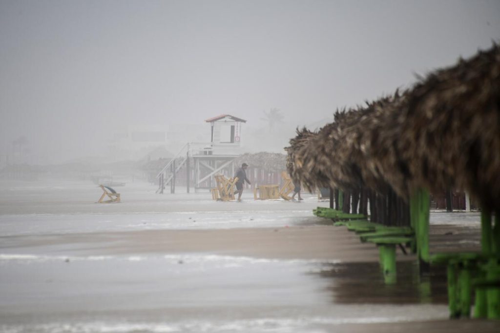 Supuesto Ovni durante tormenta Alberto