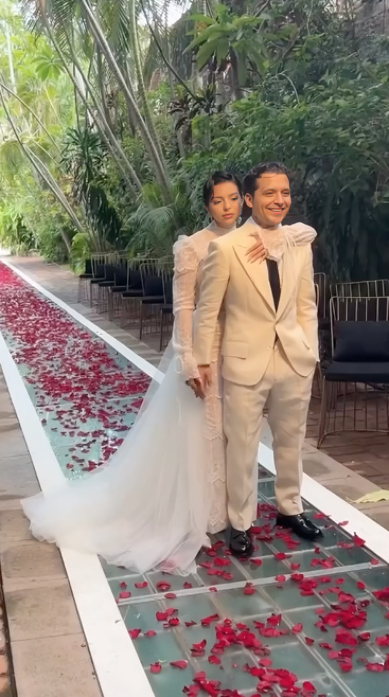 Boda de Ángela Aguilar y Christian Nodal | Video oficial
