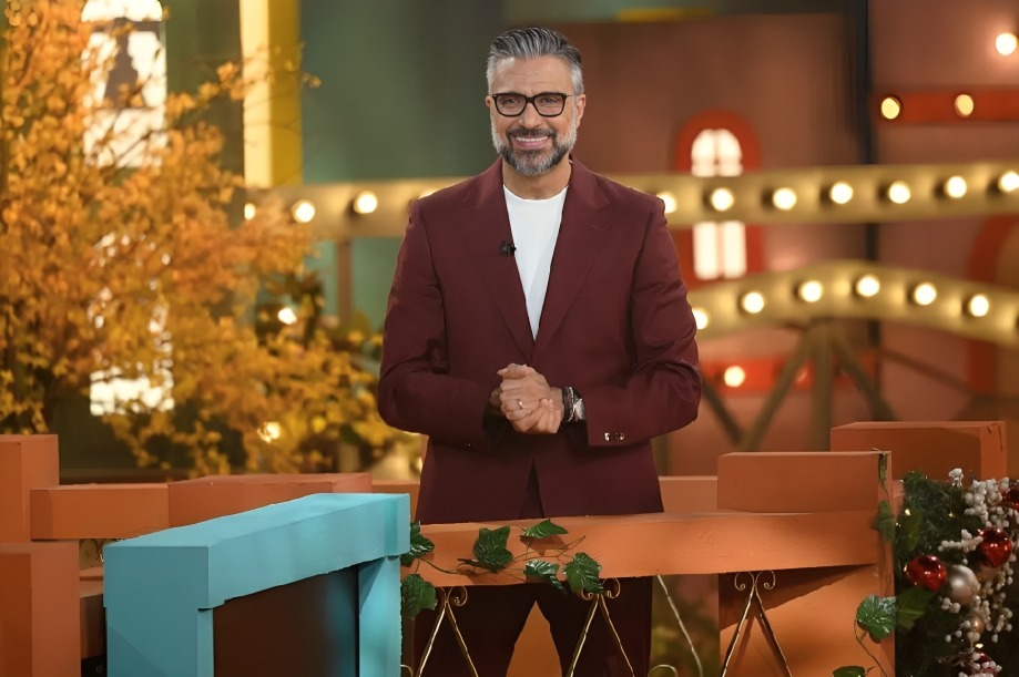 Jaime Camil conductor