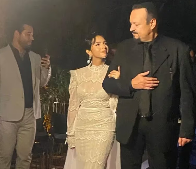 Ángela Aguilar fue a Roma a comprar su vestido de novia