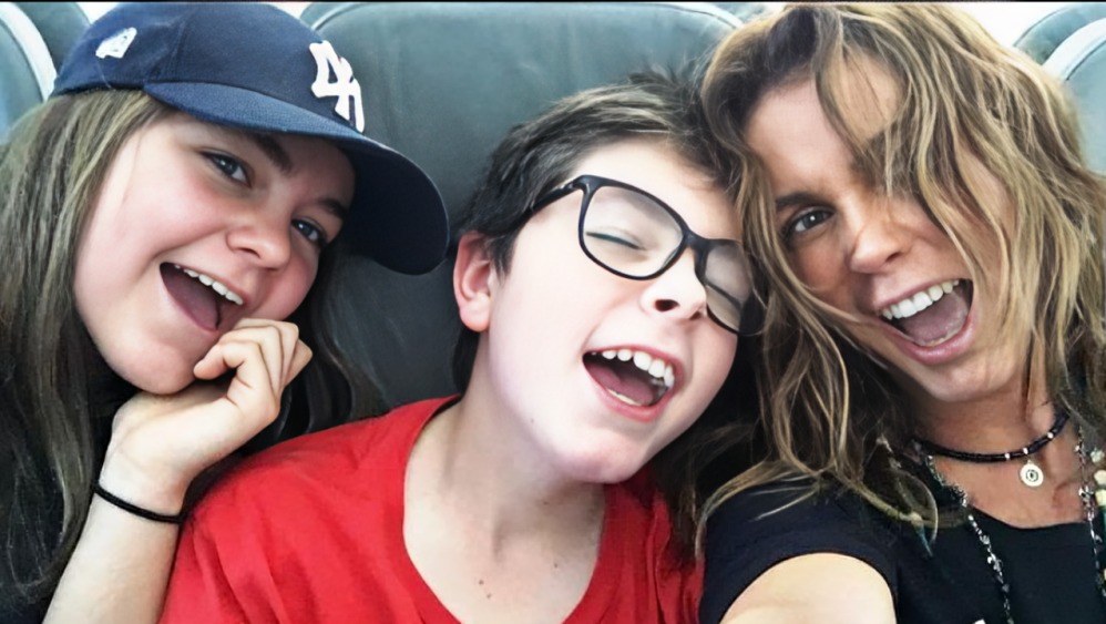 ¿A qué se dedican hijos de Sabine Moussier?
