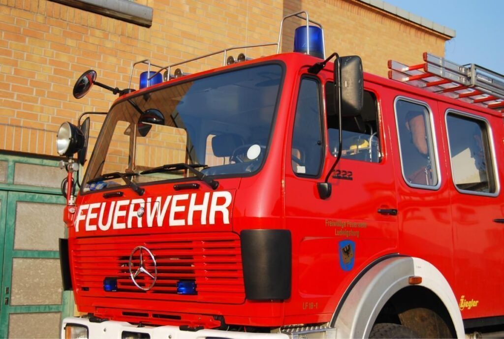 Bomberos extinguieron fuego de rueda de la fortuna