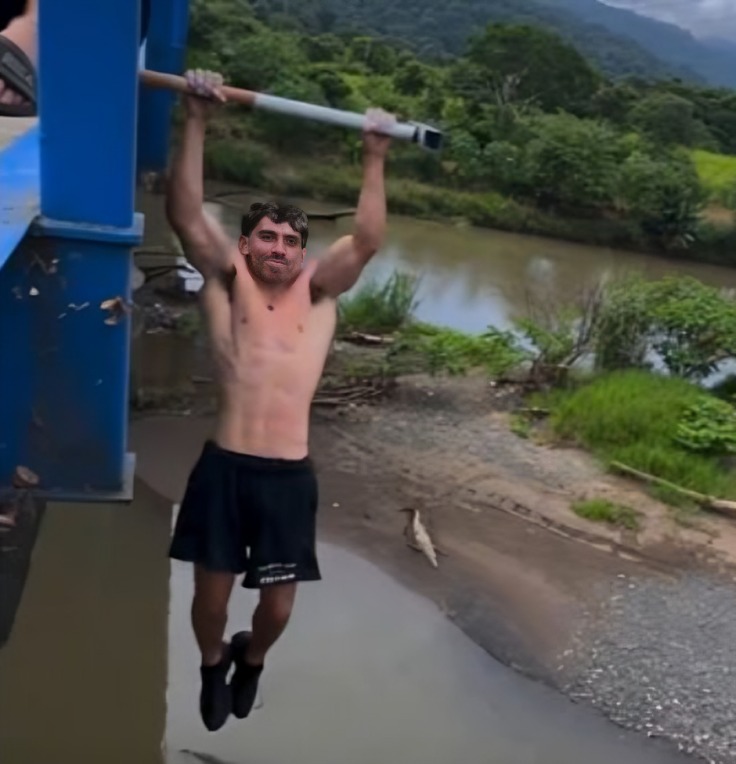 Influencer haciendo dominadas