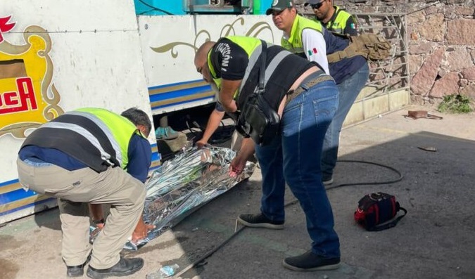 Fiscalía investiga muerte de mujer en feria