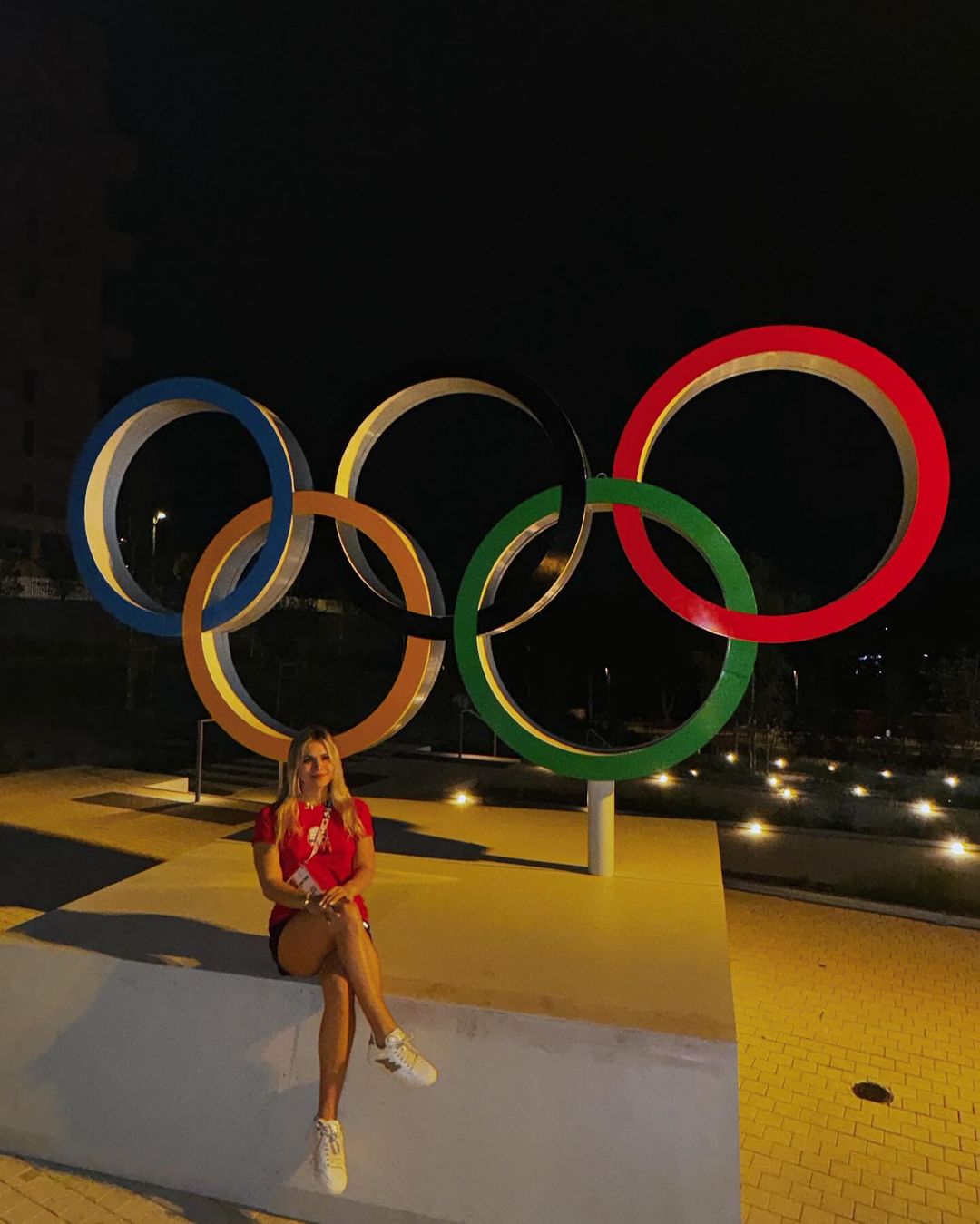 ¿Quién es Luana Alonso, atleta expulsada de Villa Olímpica?