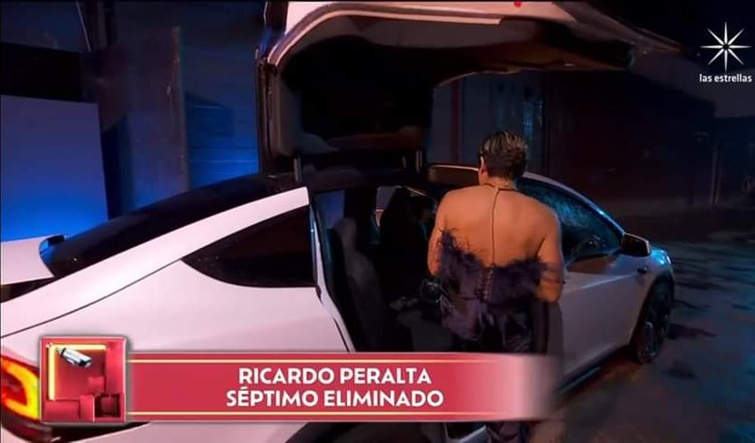 ¿Cuánto cuesta auto que recogió a Ricardo Peralta de LCDLF?