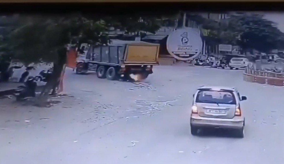 Camión de basura atropella a motociclista