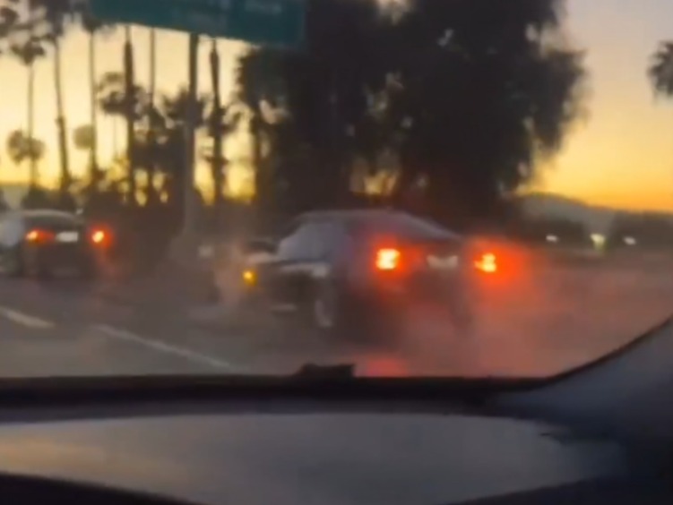 Joven presume la velocidad de su auto y choca