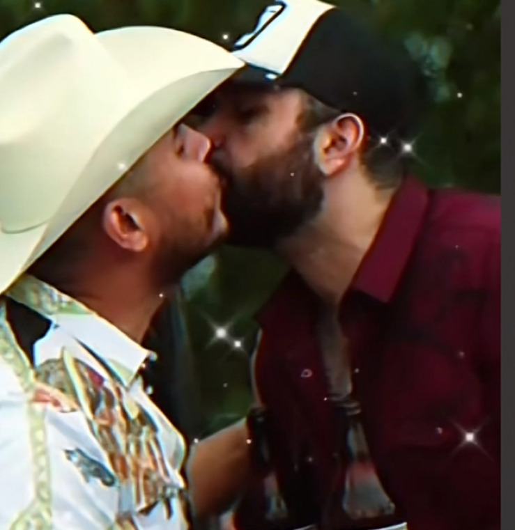 ¿Carin León y Espinoza Paz son pareja? Esta es la verdad