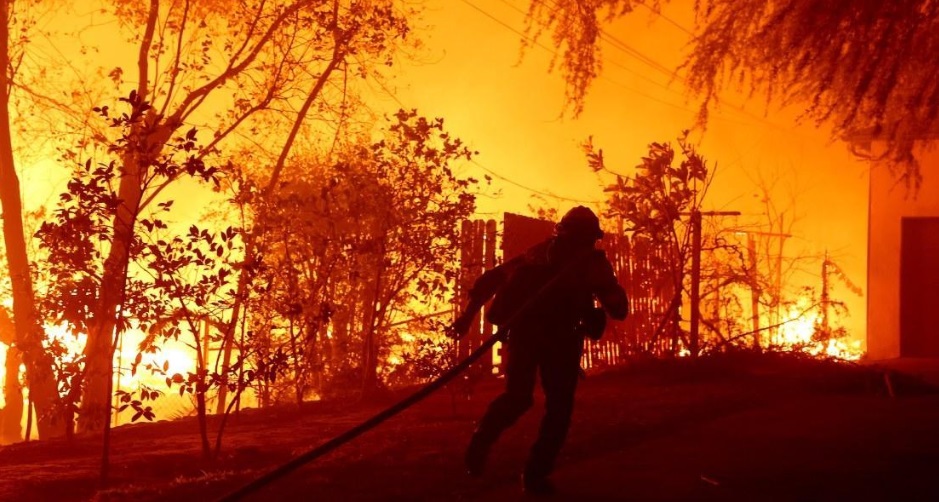 Muere actriz en incendios en California