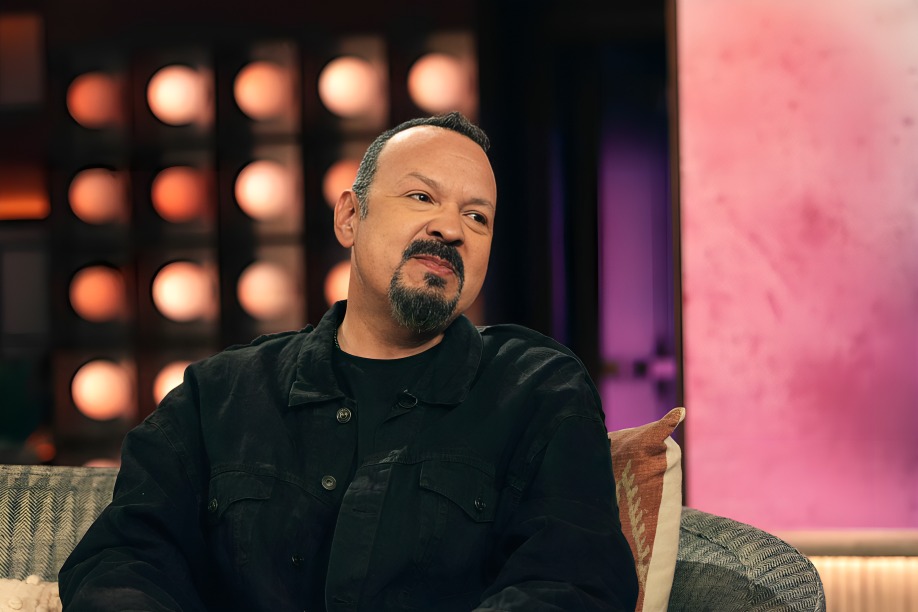 Pepe Aguilar desmiente infidelidad de Nodal