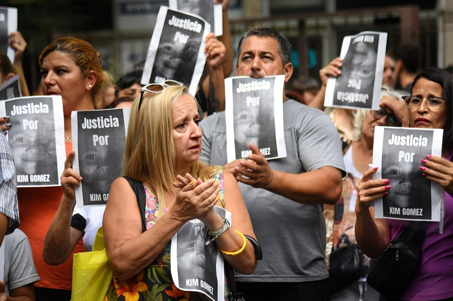 Exigen justicia para la pequeña Kim