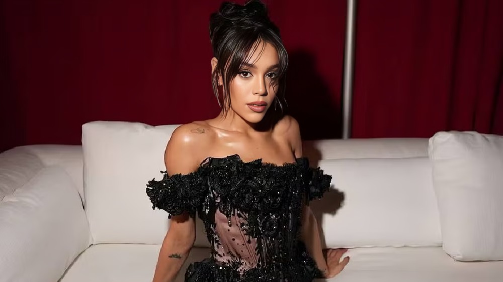 Danna Paola habla de su ropa interior de la Virgen de Guadalupe