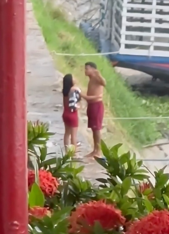 Novio pelea cerca del río con su pareja