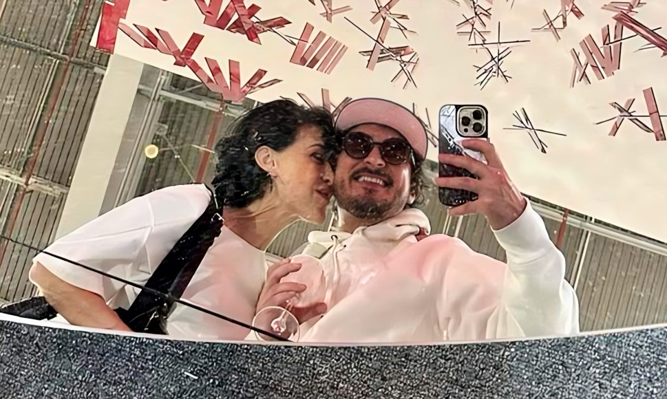 Susana Zabaleta confiesa como fue su primer beso con Ricardo Pérez